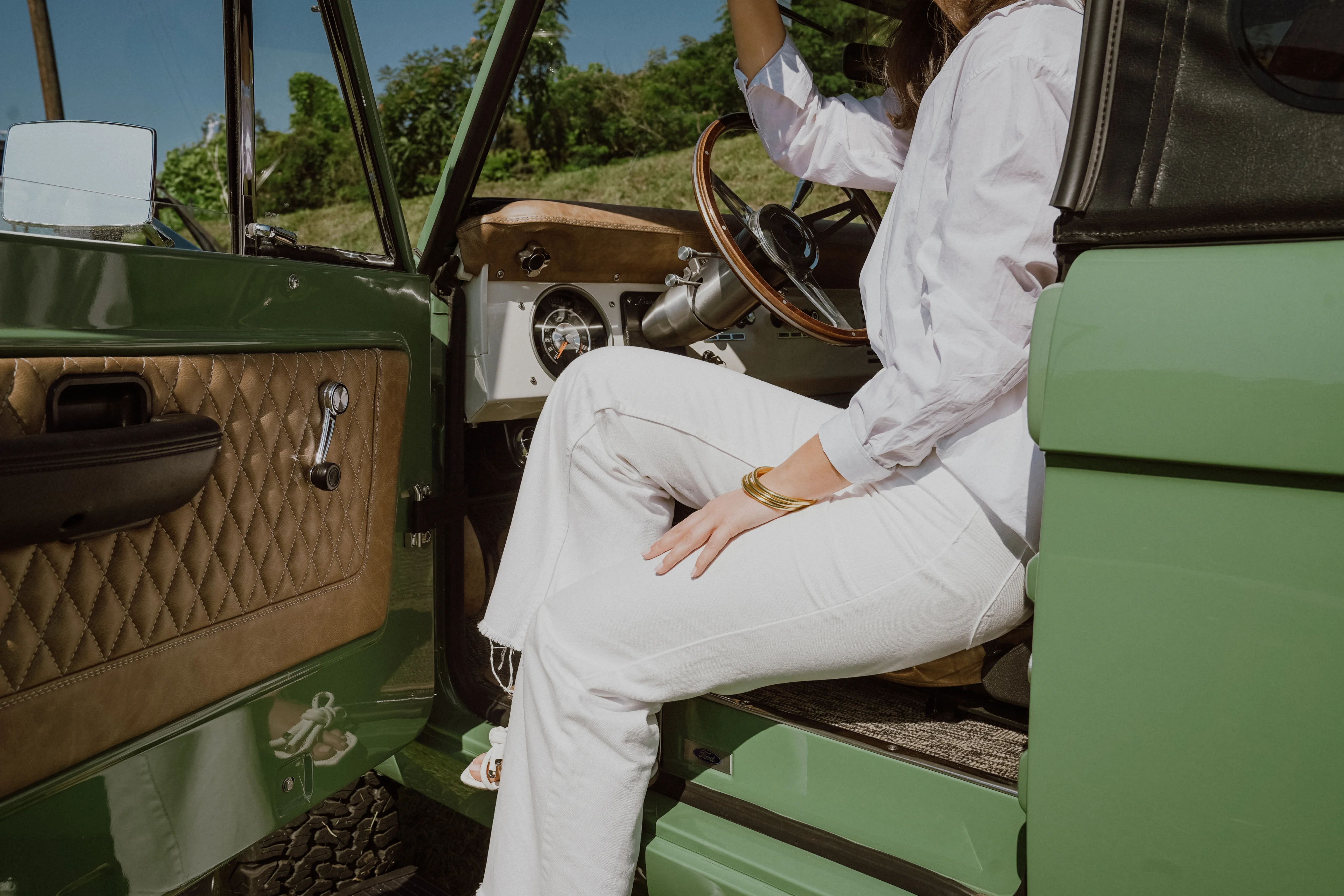 The Master Craftsman's Journey: How Custom Interior Kits Are Made